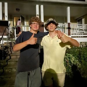 Meet your Posher, Hunter